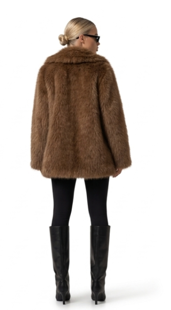 Oversized Fellimitat-Jacke