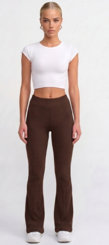 Rippstrick-Flare-Hose Braun