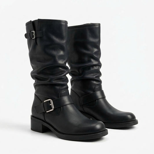 Hohe Stiefel mit Blockabsatz